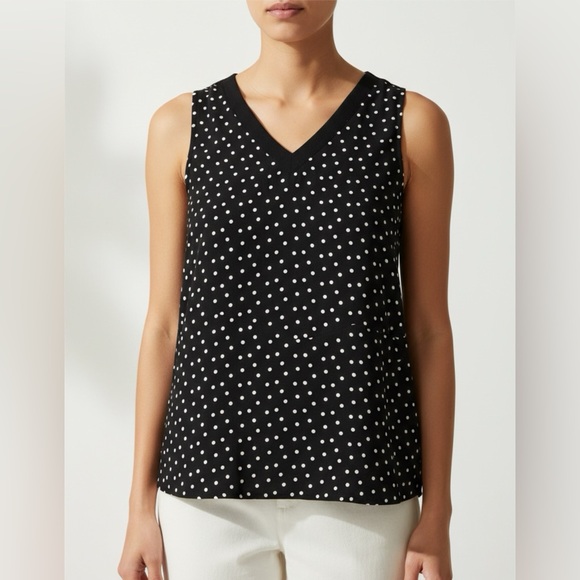 Women’s Sleeveless Blouse Size Medium - Picture 2 of 7